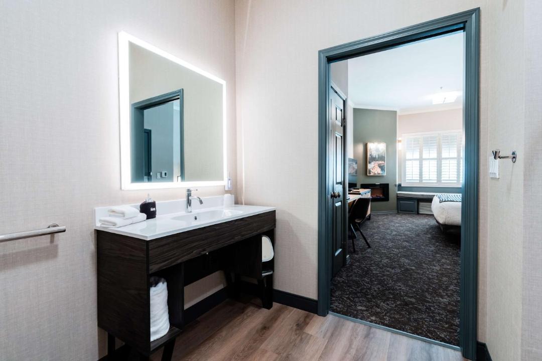 Photo of Bathroom in Cascade