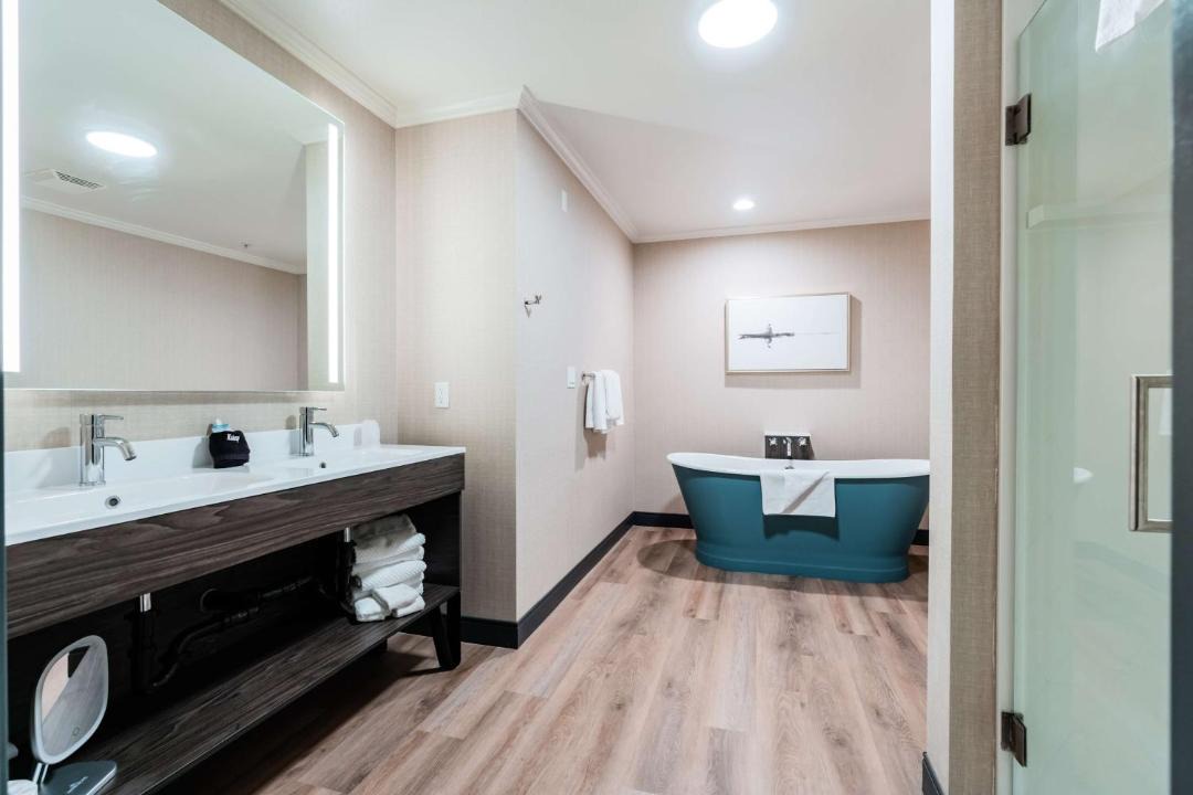 Photo of Bathroom in Cascade