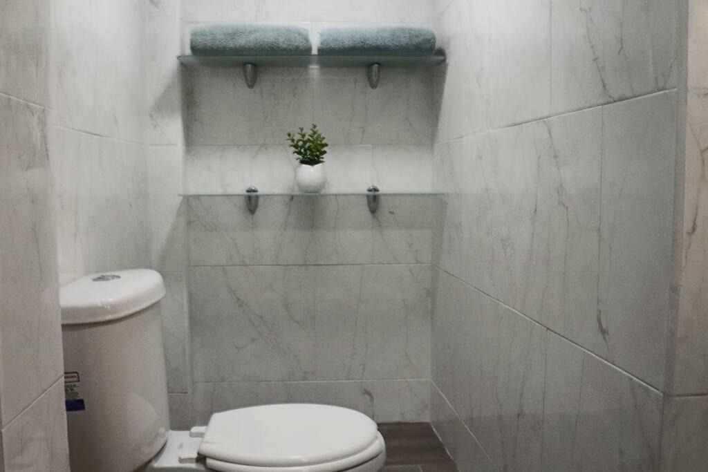 Photo of Bathroom in Mauricio Castro