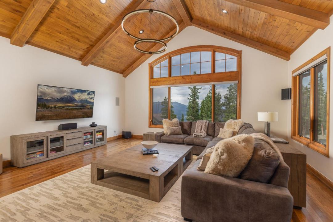 Photo of Livingroom in Woodmoor