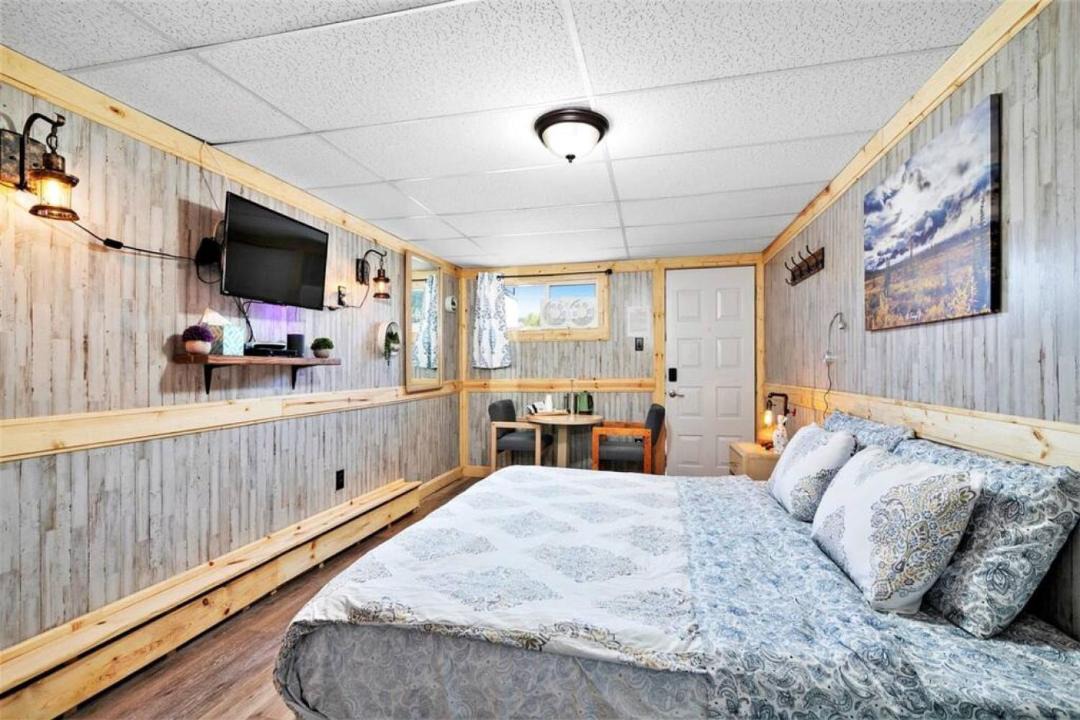 Photo of Others in Leadville