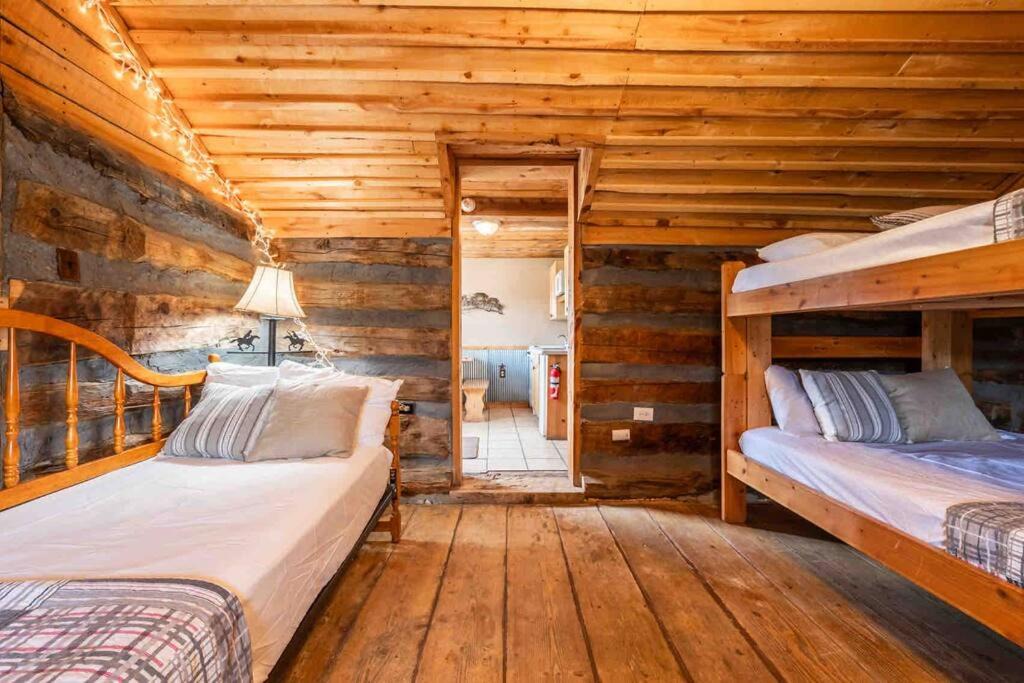 Photo of Bedroom in Lake George