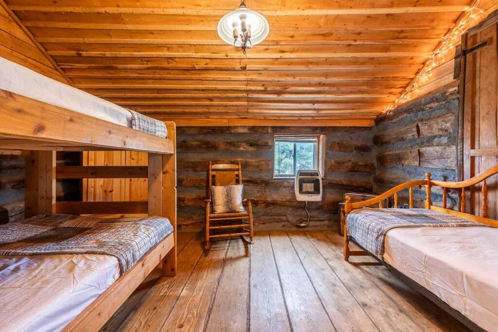 Photo of Livingroom in Lake George