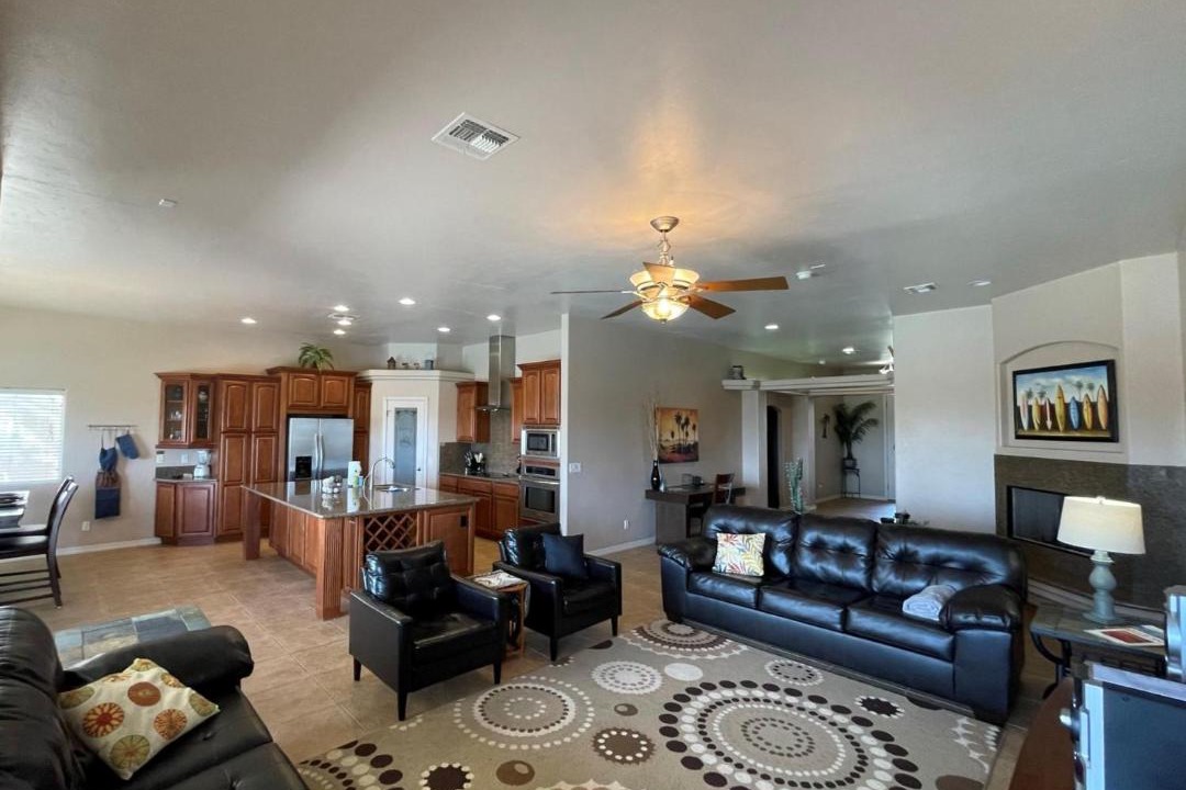 Photo of Livingroom in Lake Havasu City