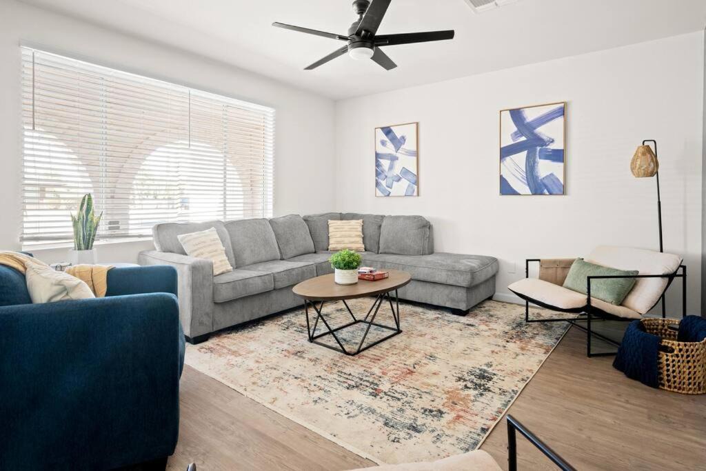 Photo of Livingroom in Tempe