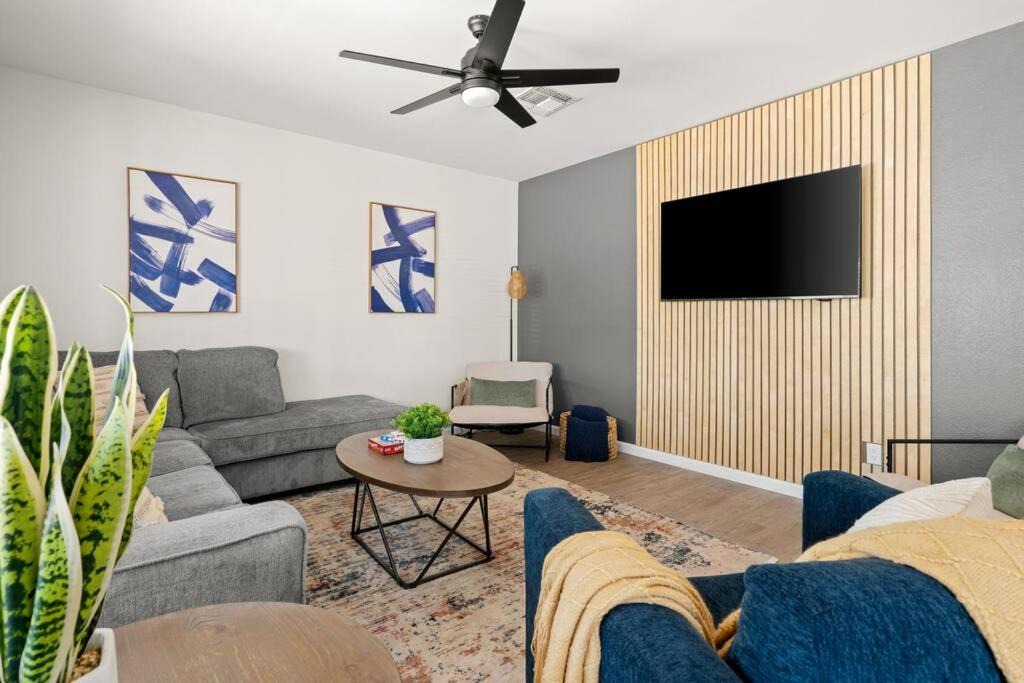 Photo of Livingroom in Tempe