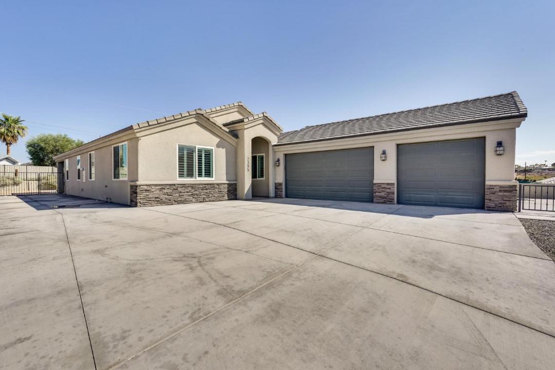 Photo of Buildings in Lake Havasu City