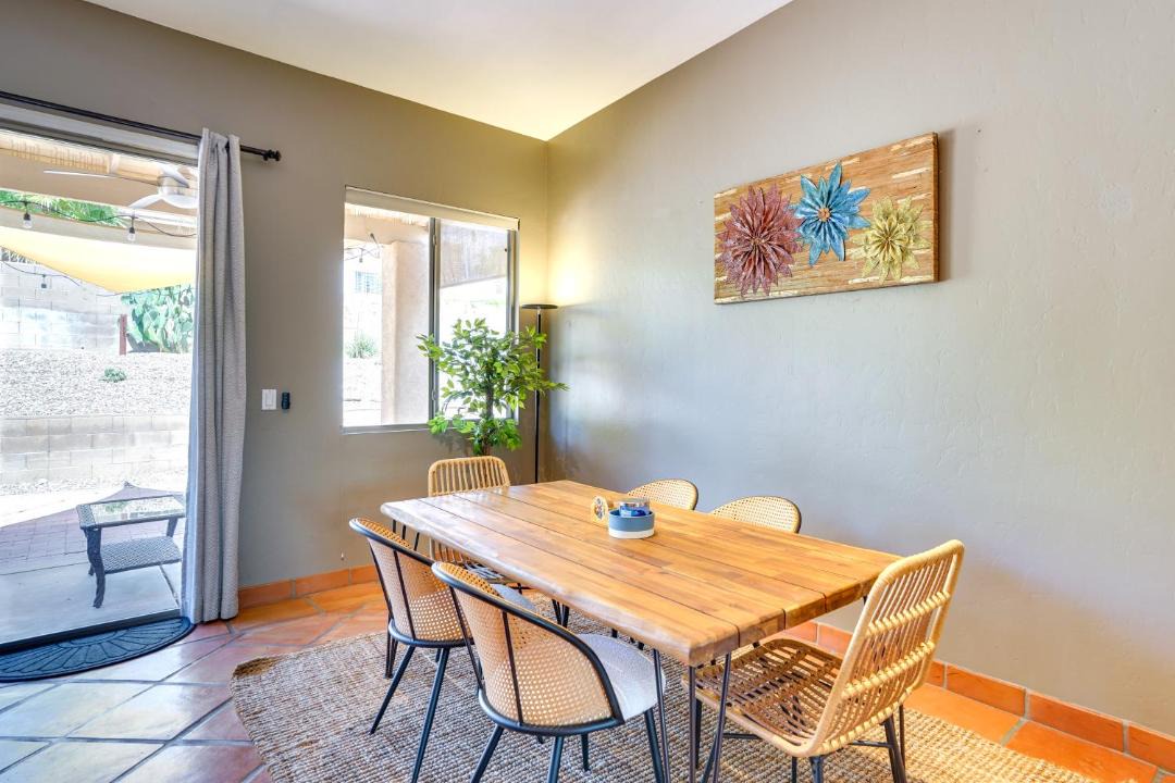Photo of Livingroom in Oro Valley