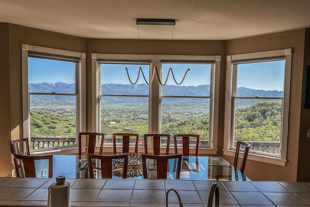 Photo of Livingroom in Silver Summit