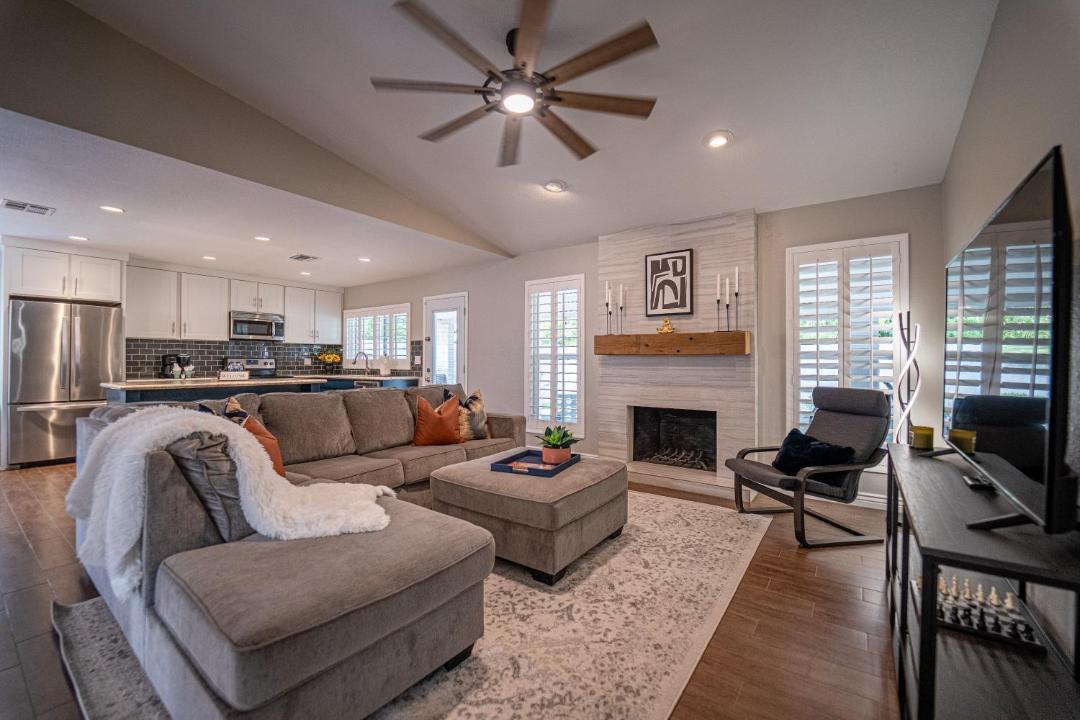 Photo of Livingroom in Chandler