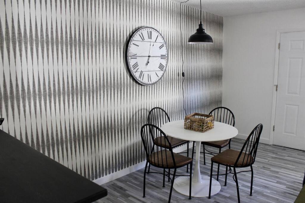 Photo of Livingroom in Riverside