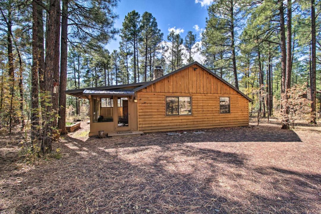 Photo of Buildings in Pinetop-Lakeside