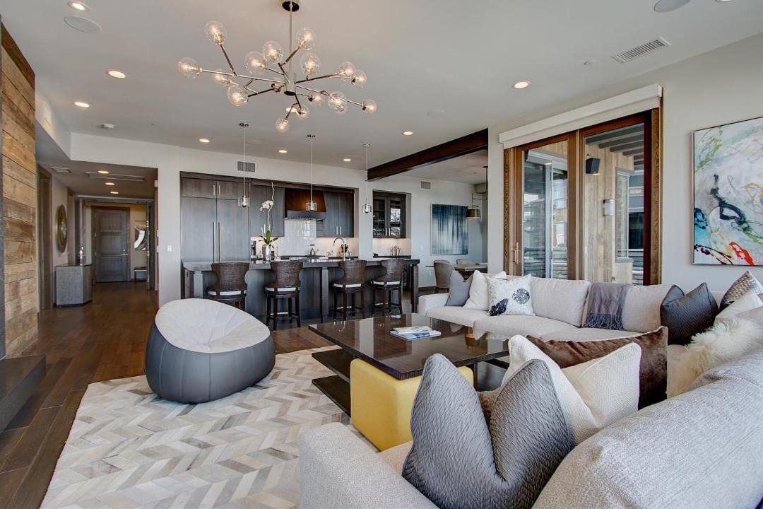 Photo of Livingroom in Deer Valley