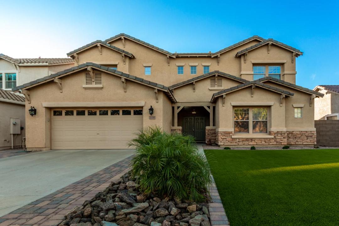Photo of Buildings in Gilbert