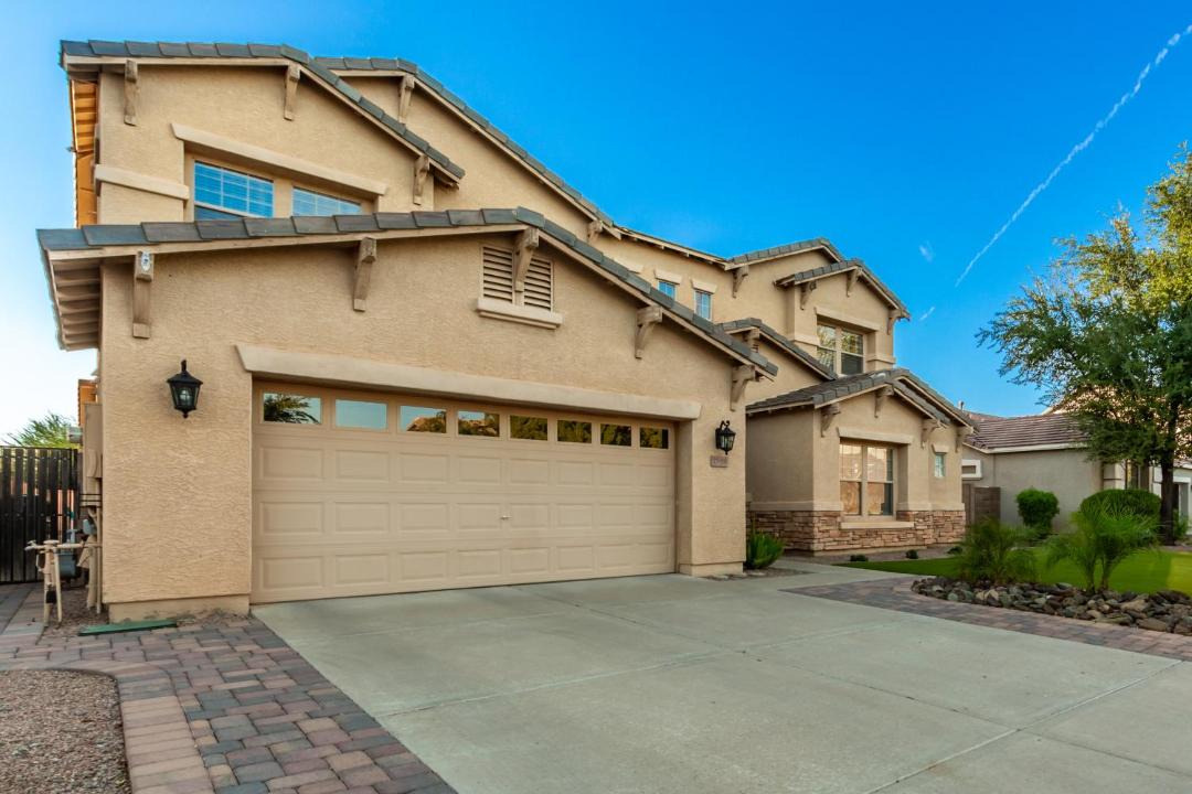 Photo of Buildings in Gilbert