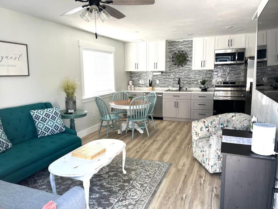 Photo of Livingroom in Idaho Falls