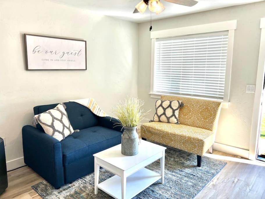 Photo of Livingroom in Idaho Falls