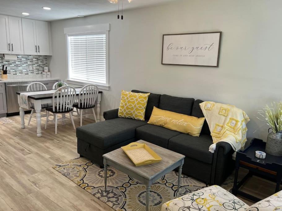 Photo of Livingroom in Idaho Falls