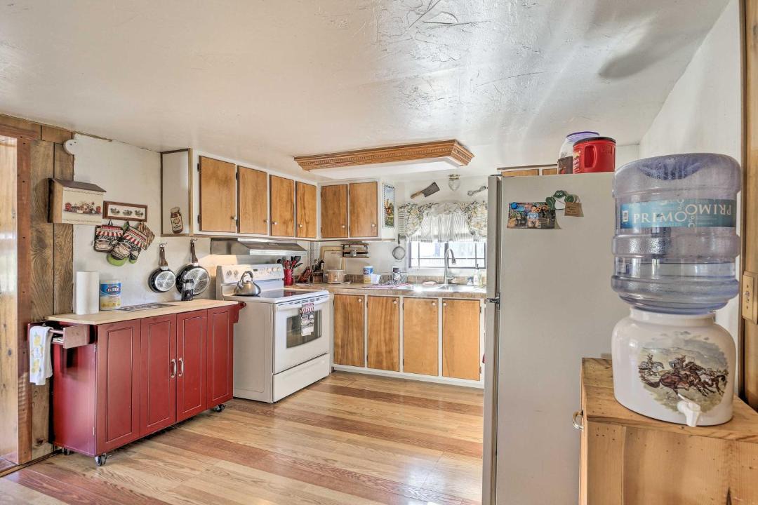 Photo of Kitchen in Roosevelt