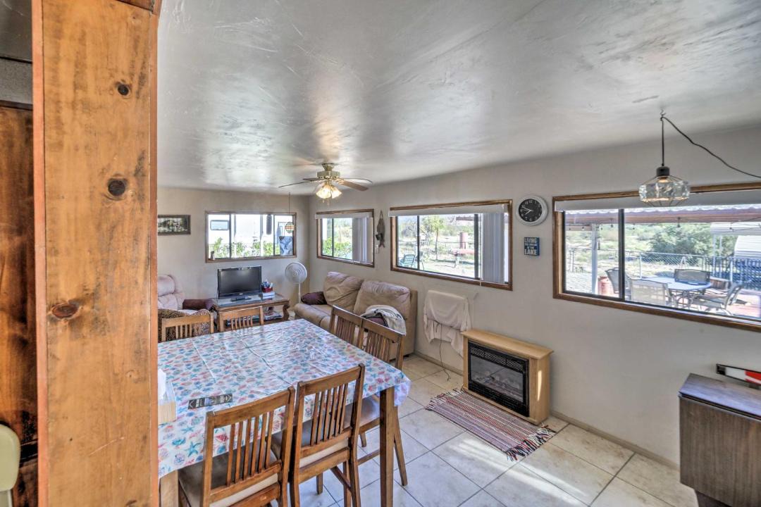 Photo of Livingroom in Roosevelt