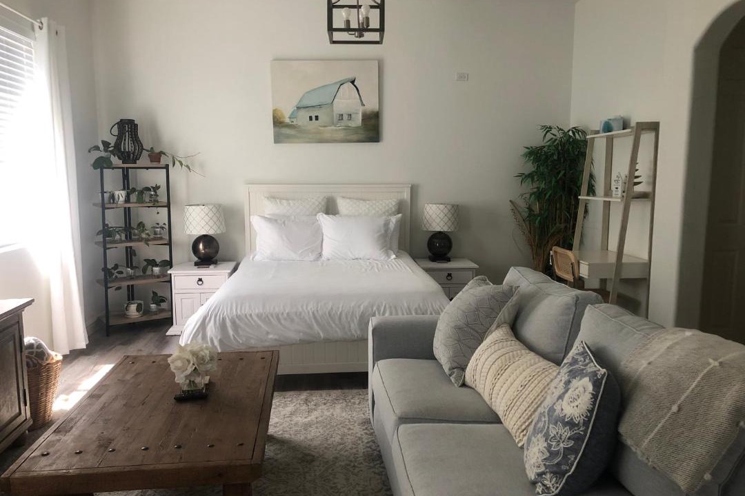 Photo of Bedroom in Palm Valley