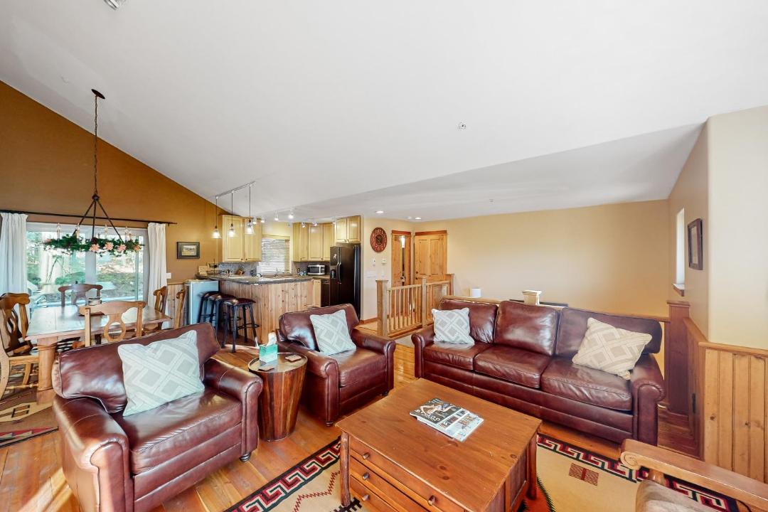 Photo of Livingroom in Big Sky