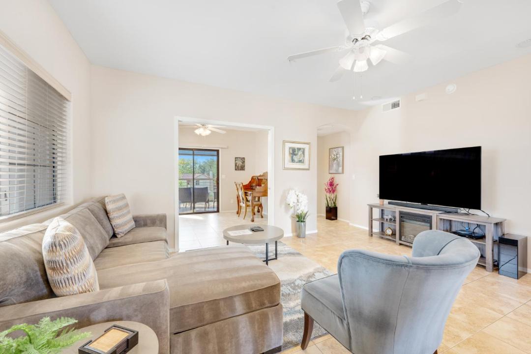 Photo of Livingroom in South Scottsdale