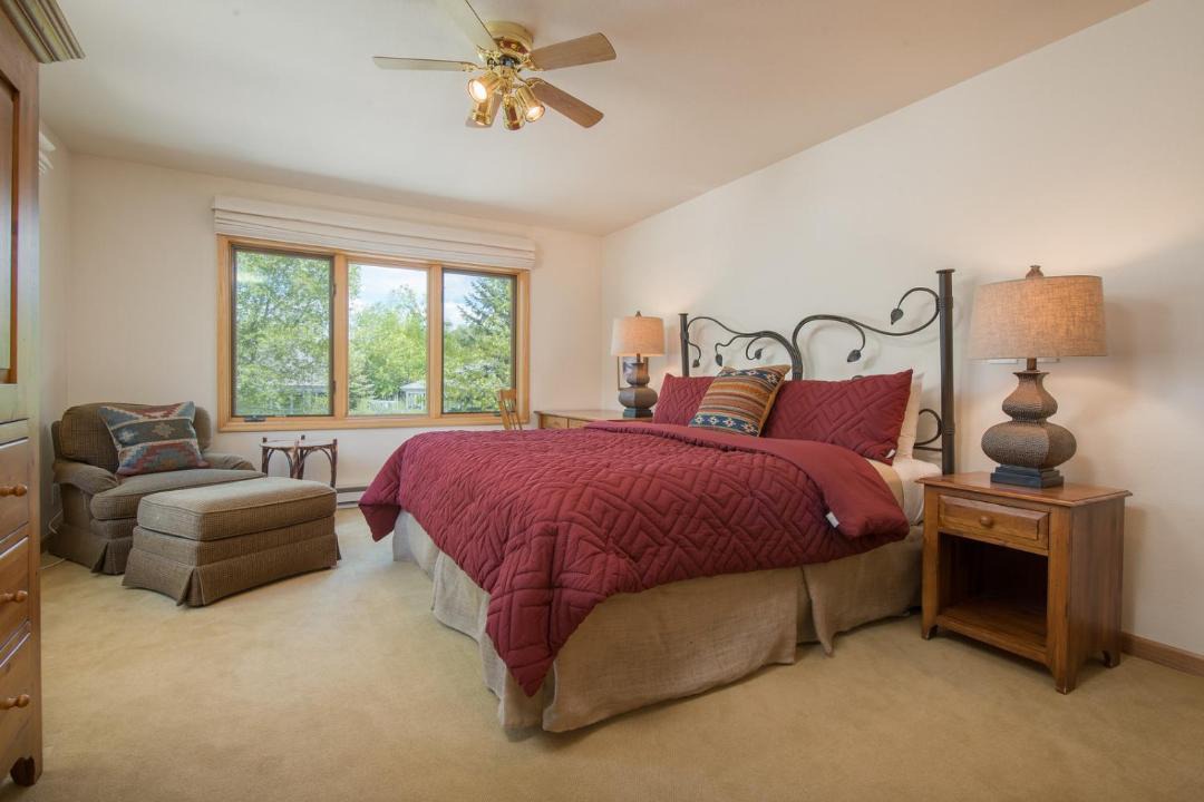 Photo of Bedroom in Teton Pines