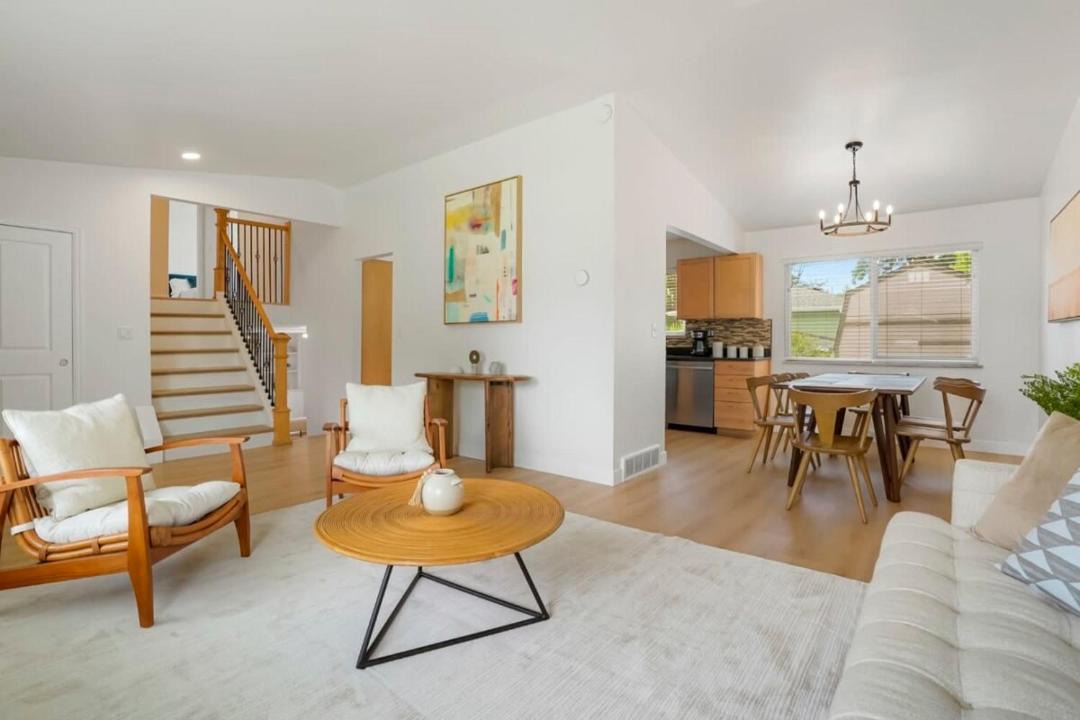 Photo of Livingroom in Allendale Area