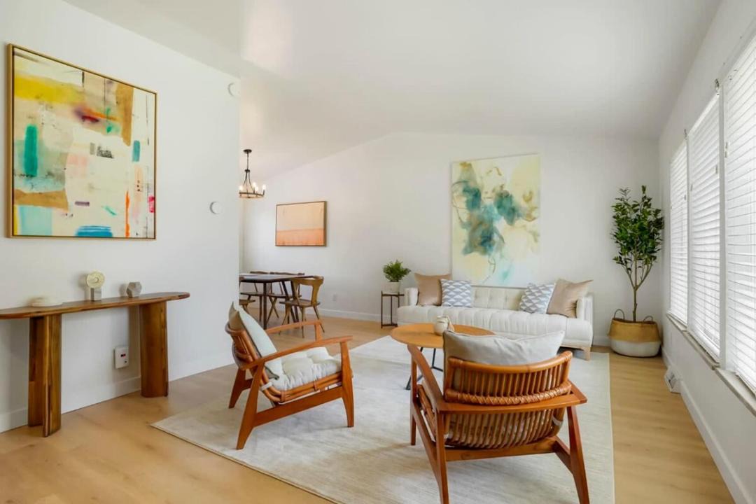 Photo of Livingroom in Allendale Area