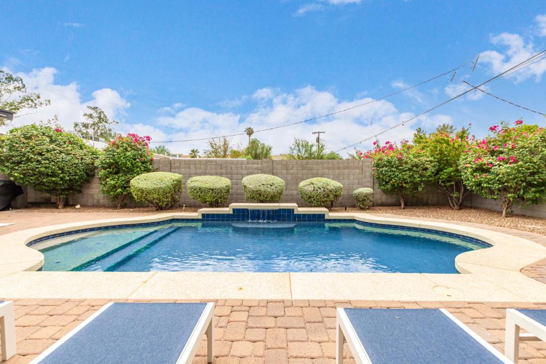 Photo of Outdoor in Peters View