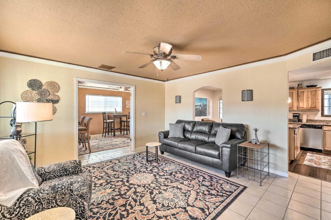 Photo of Livingroom in Lake Havasu City