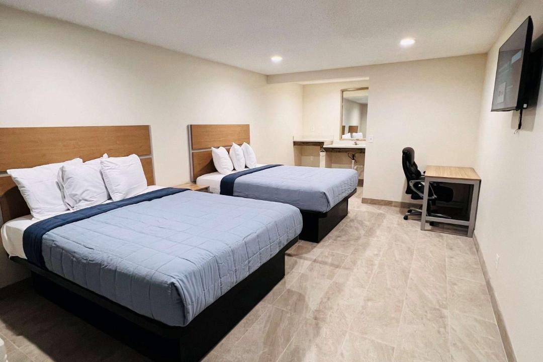 Photo of Bedroom in Bakersfield