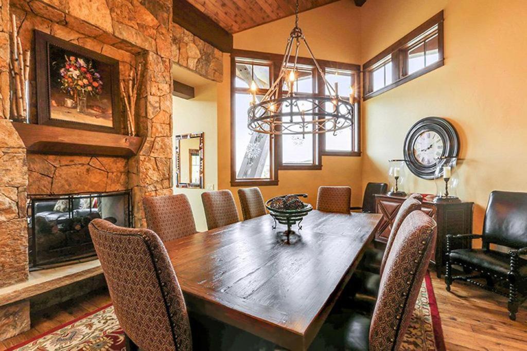 Photo of Livingroom in The Highlands