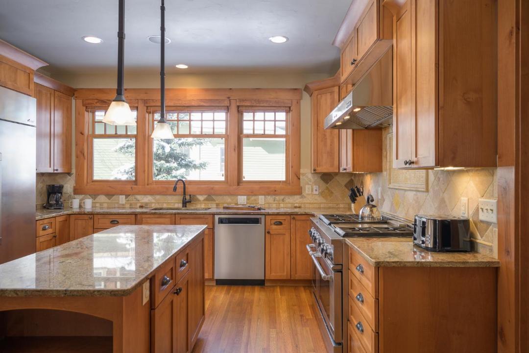 Photo of Kitchen in Grand Park
