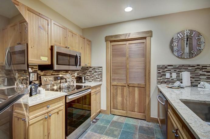 Photo of Kitchen in River Run