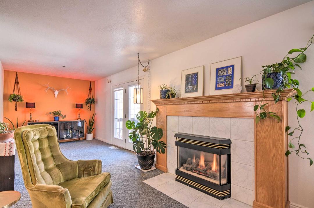 Photo of Livingroom in Parowan
