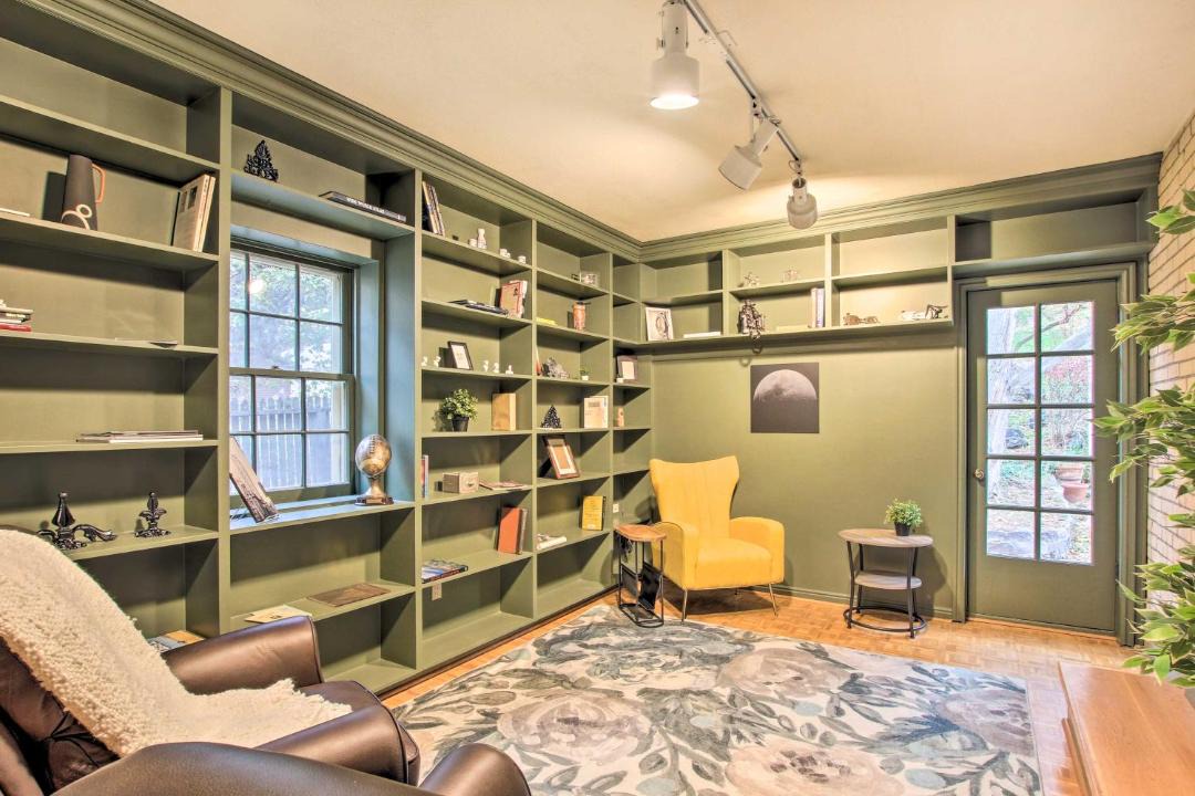 Photo of Livingroom in Logan