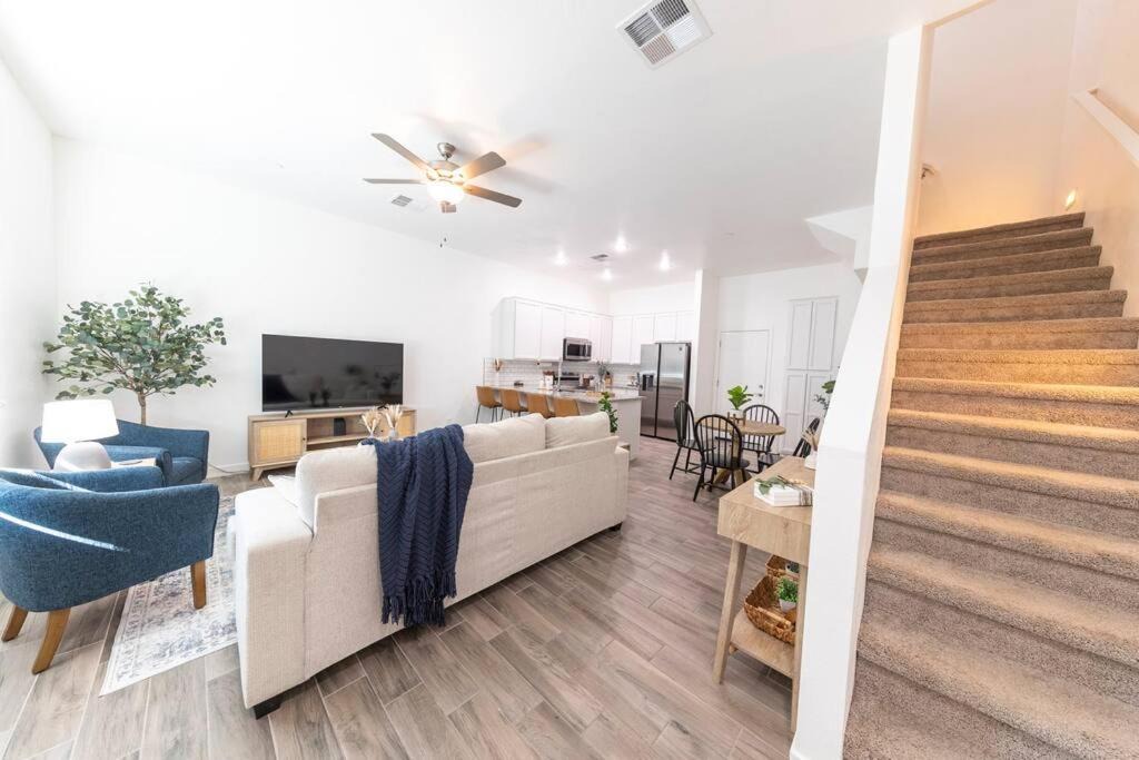Photo of Livingroom in Mesa