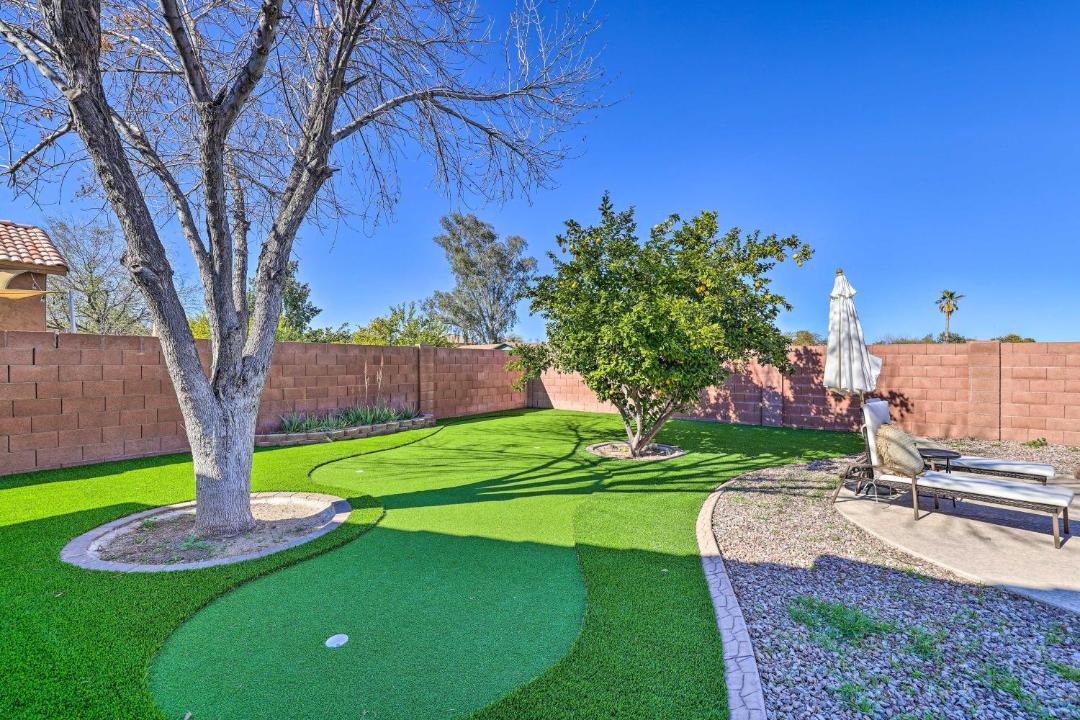 Photo of Others in Paradise Valley Village