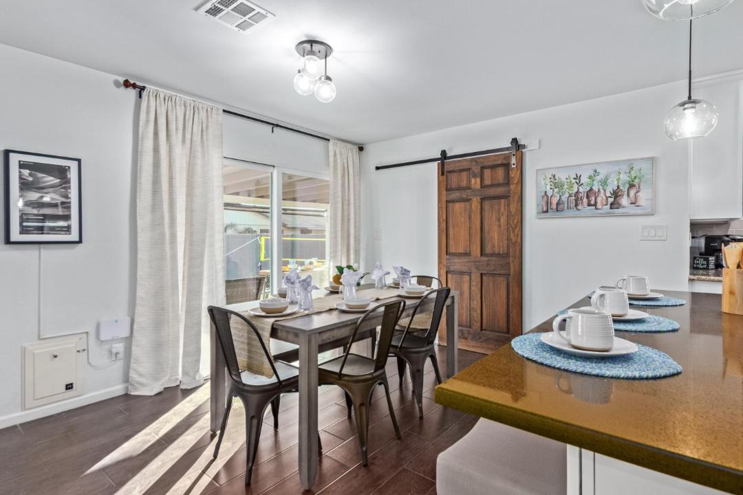Photo of Livingroom in Tempe