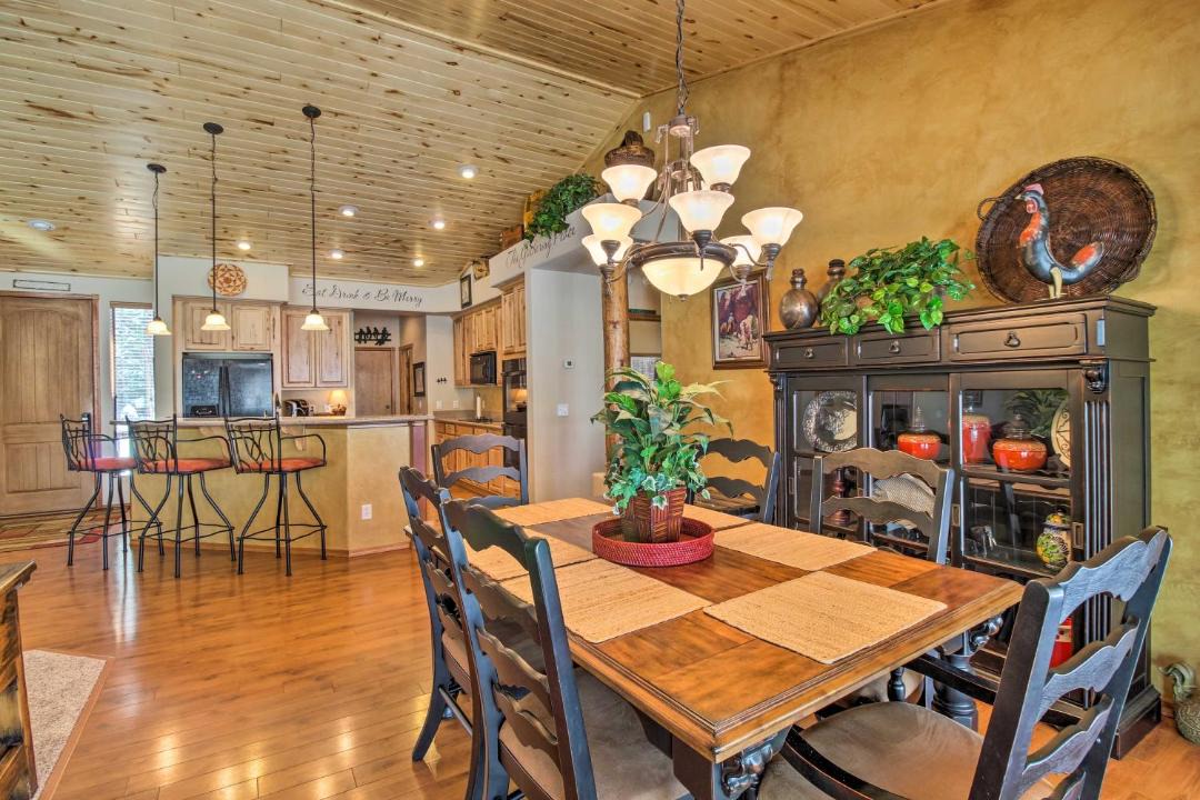 Photo of Livingroom in Show Low