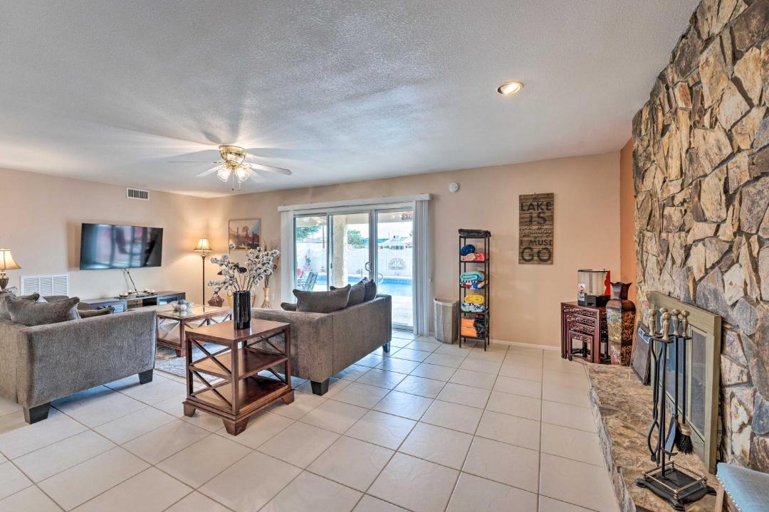 Photo of Livingroom in Lake Havasu City