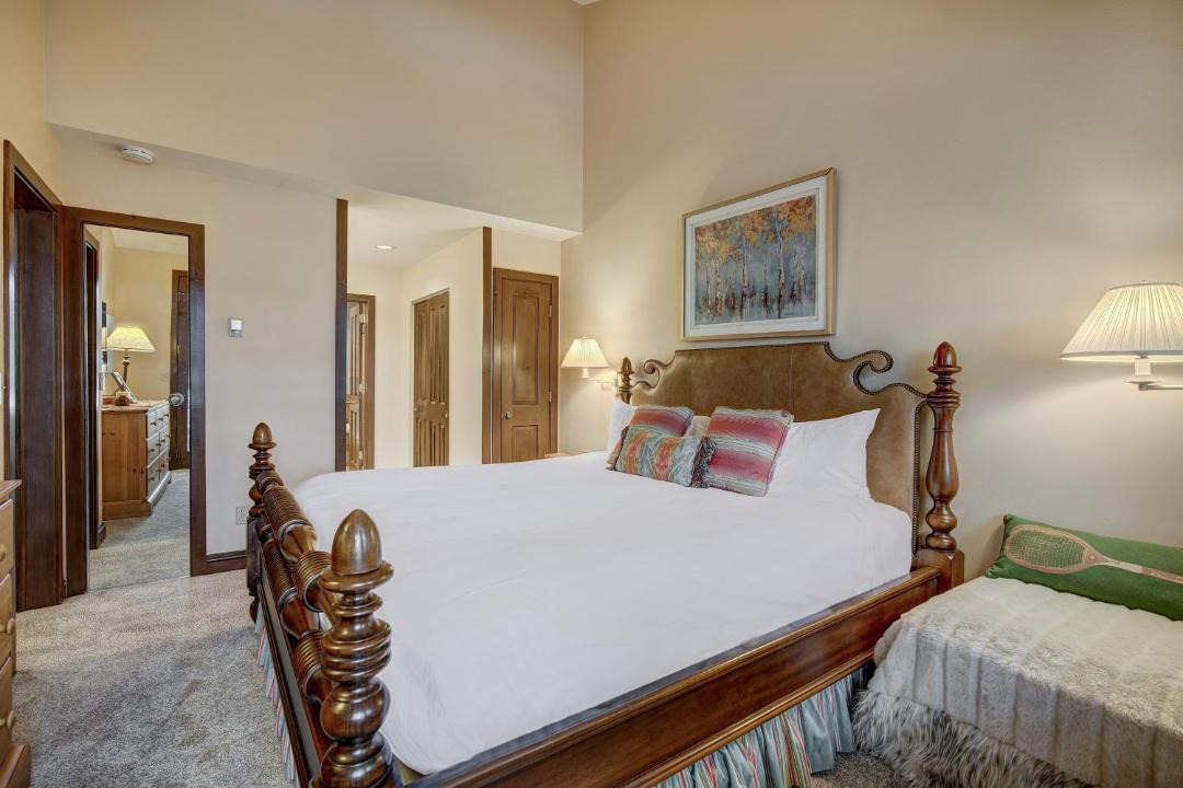 Photo of Bedroom in Edwards