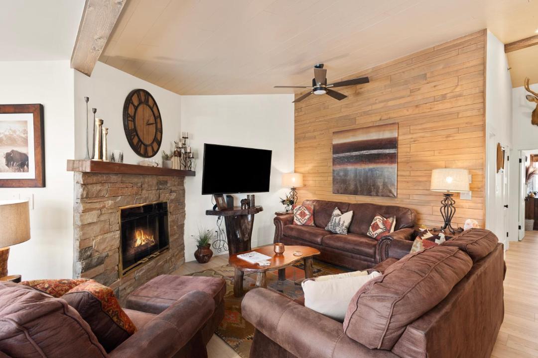 Photo of Livingroom in Snowmass Village
