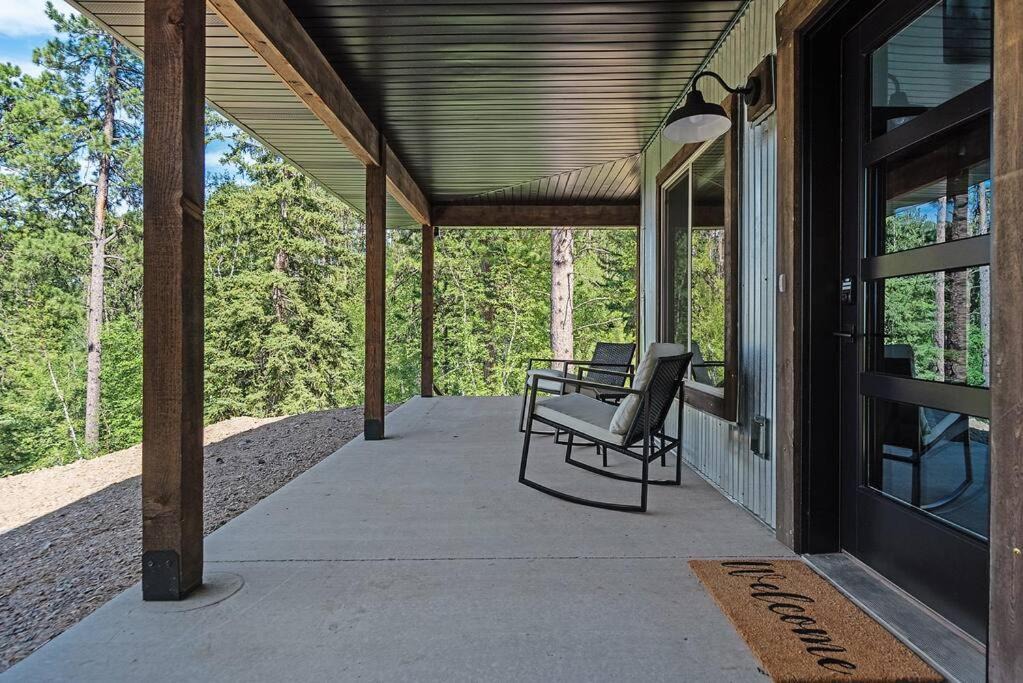 Photo of Patio Balcony in Deadwood