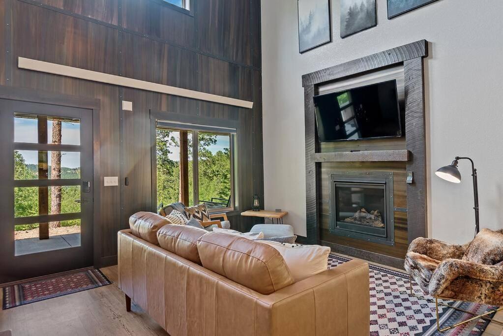 Photo of Livingroom in Deadwood