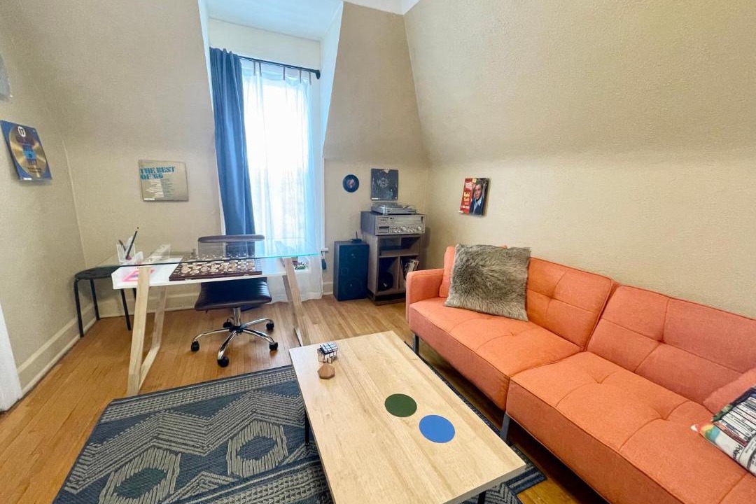Photo of Livingroom in Minot
