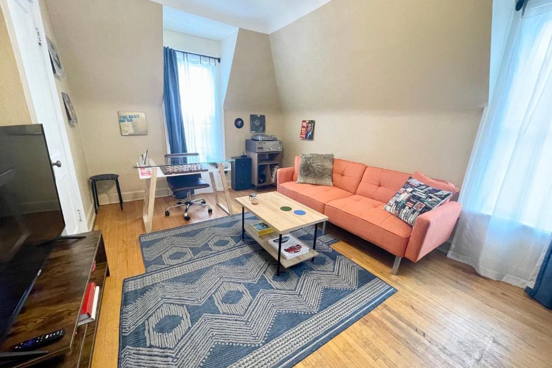 Photo of Livingroom in Minot
