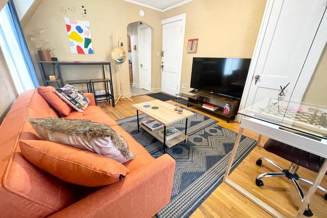 Photo of Livingroom in Minot